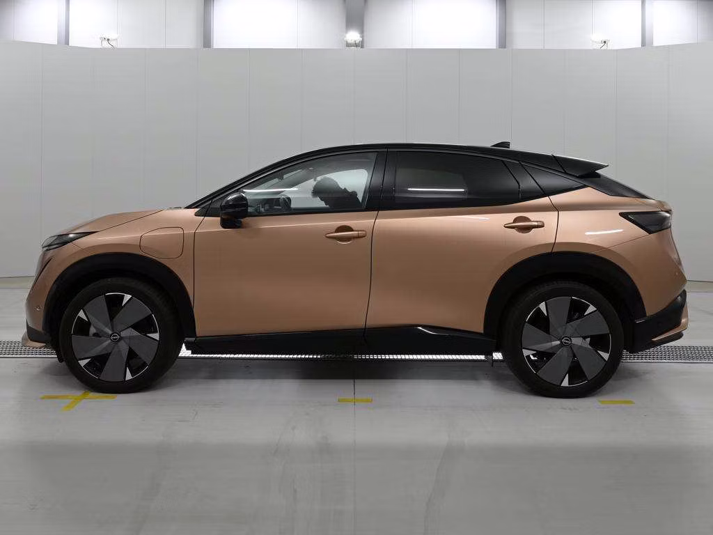 NISSAN ARIYA