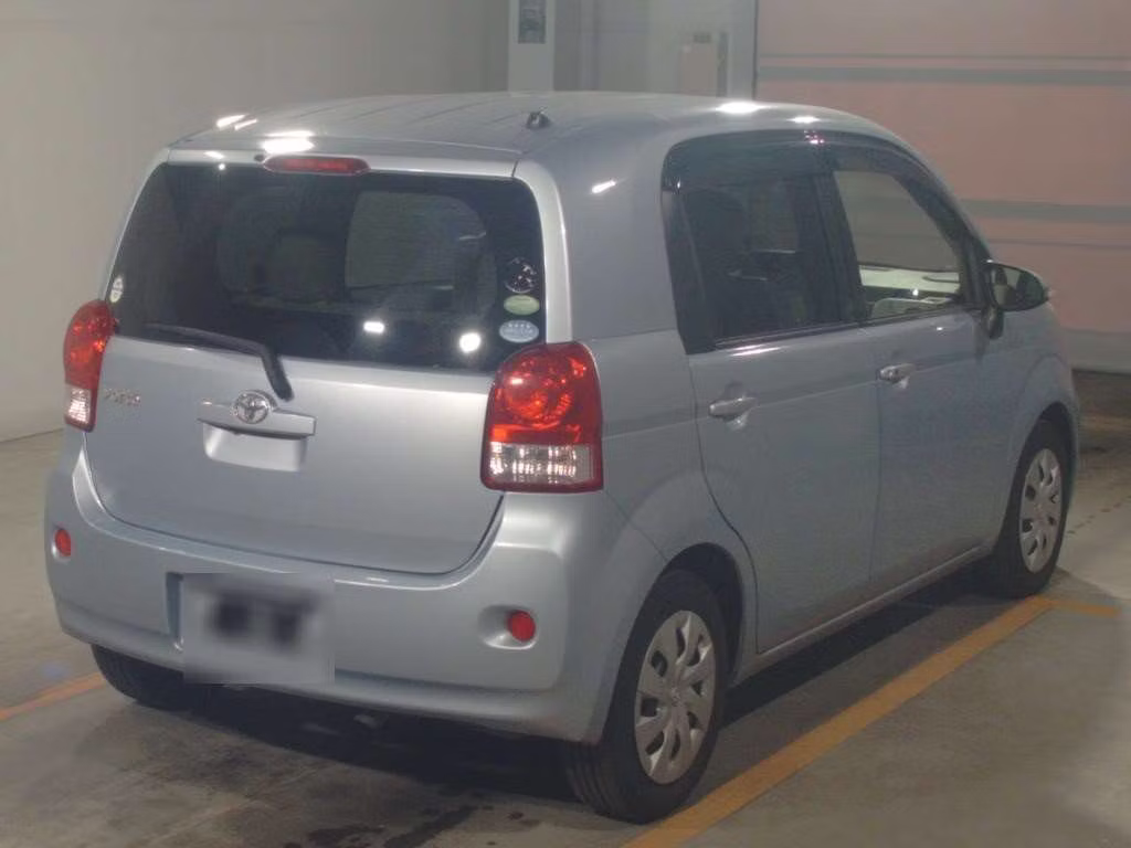 TOYOTA PORTE