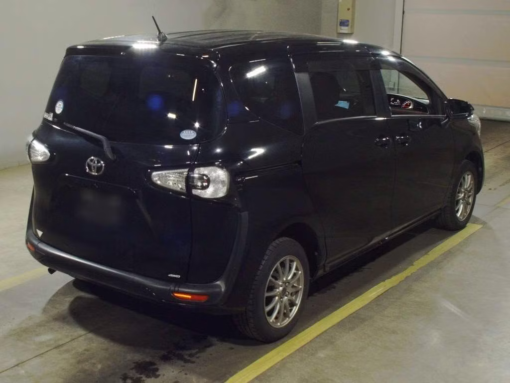 TOYOTA SIENTA