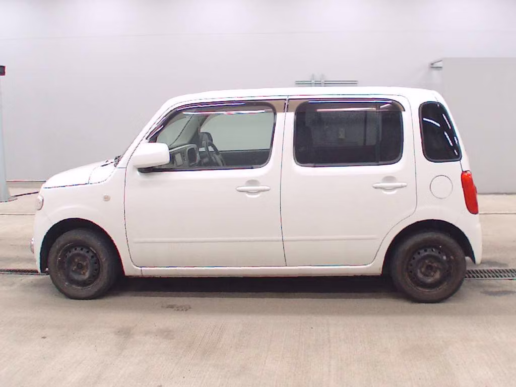 DAIHATSU MIRA COCOA