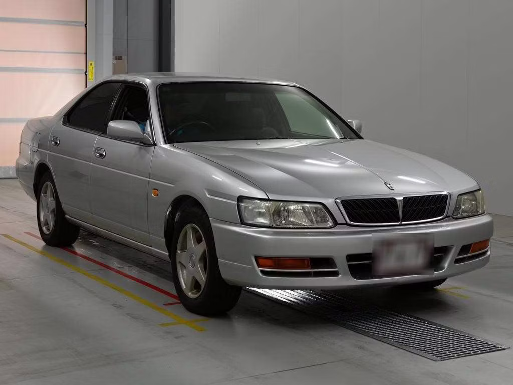 NISSAN LAUREL