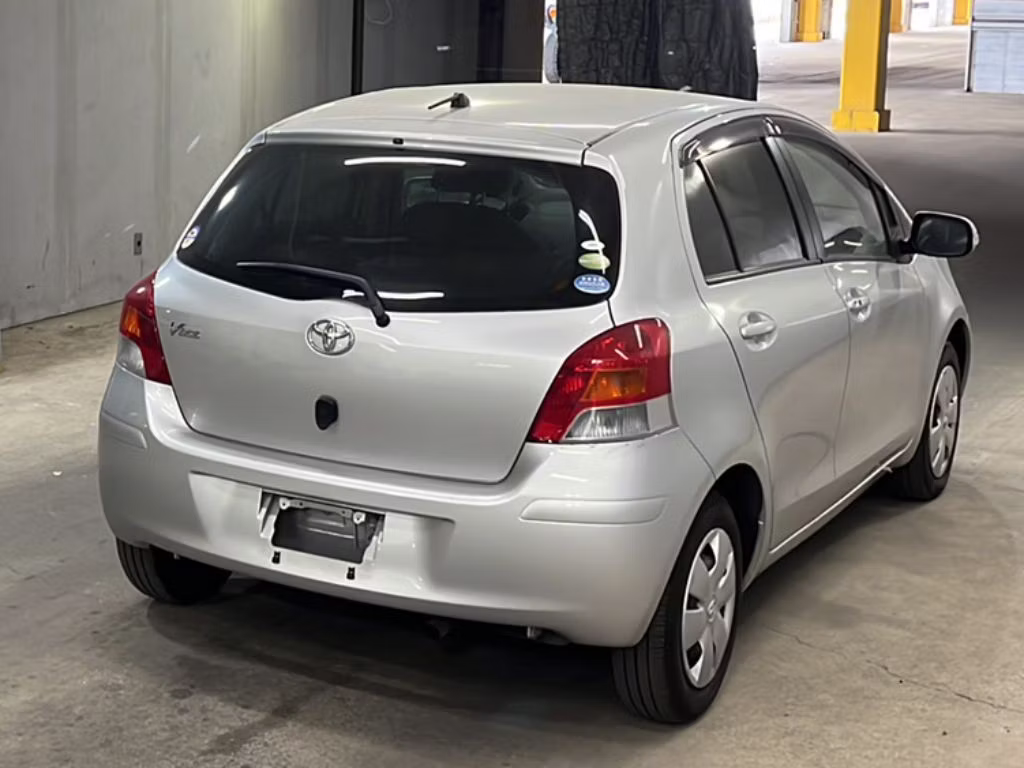 TOYOTA VITZ
