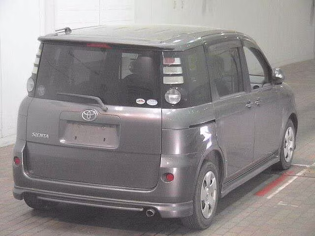 TOYOTA SIENTA