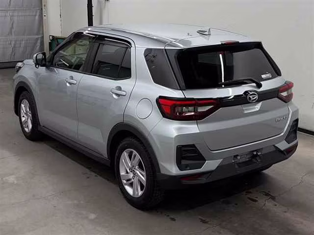 DAIHATSU ROCKY