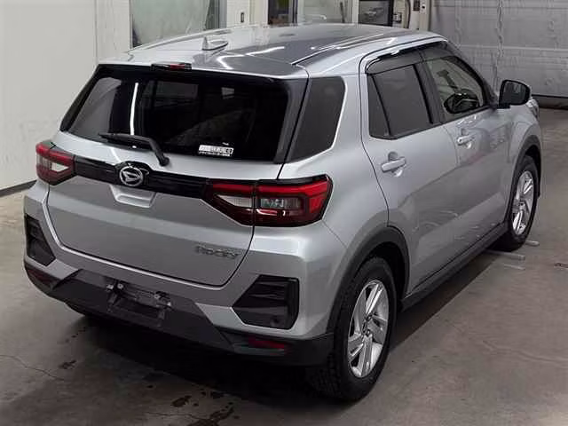 DAIHATSU ROCKY