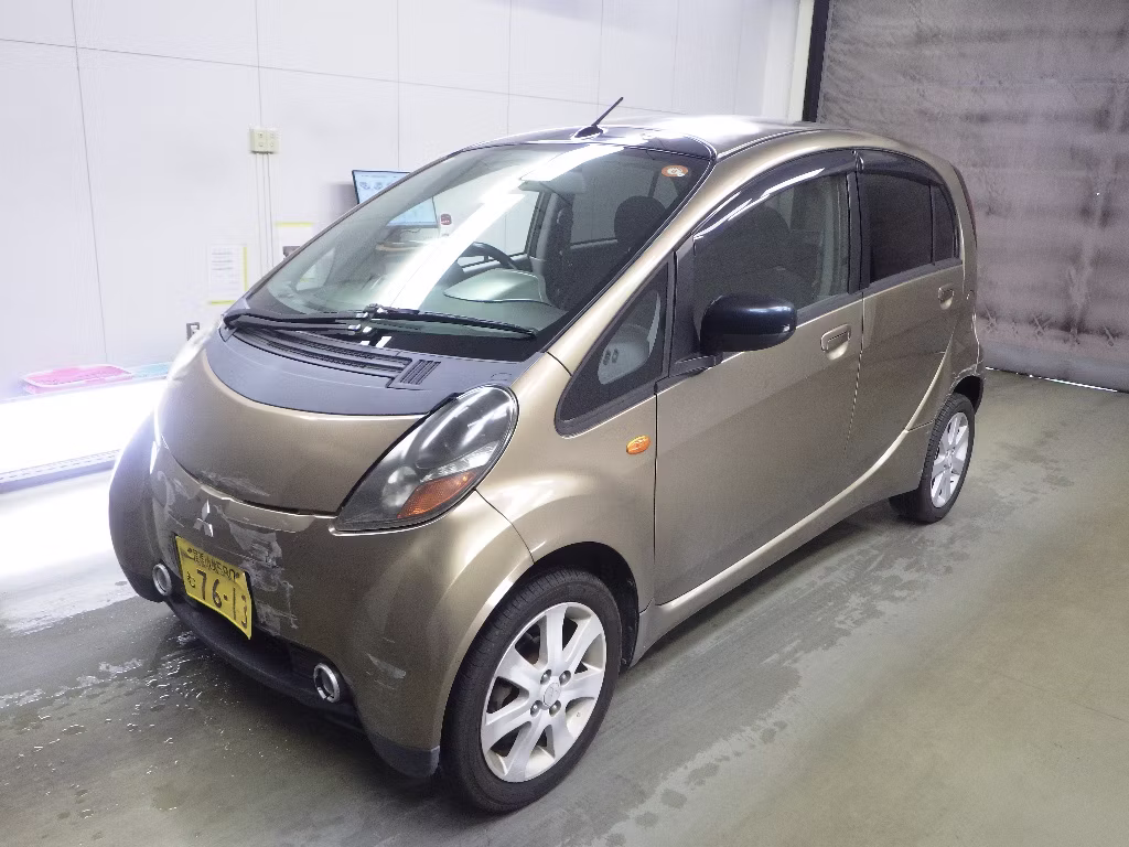 MITSUBISHI I