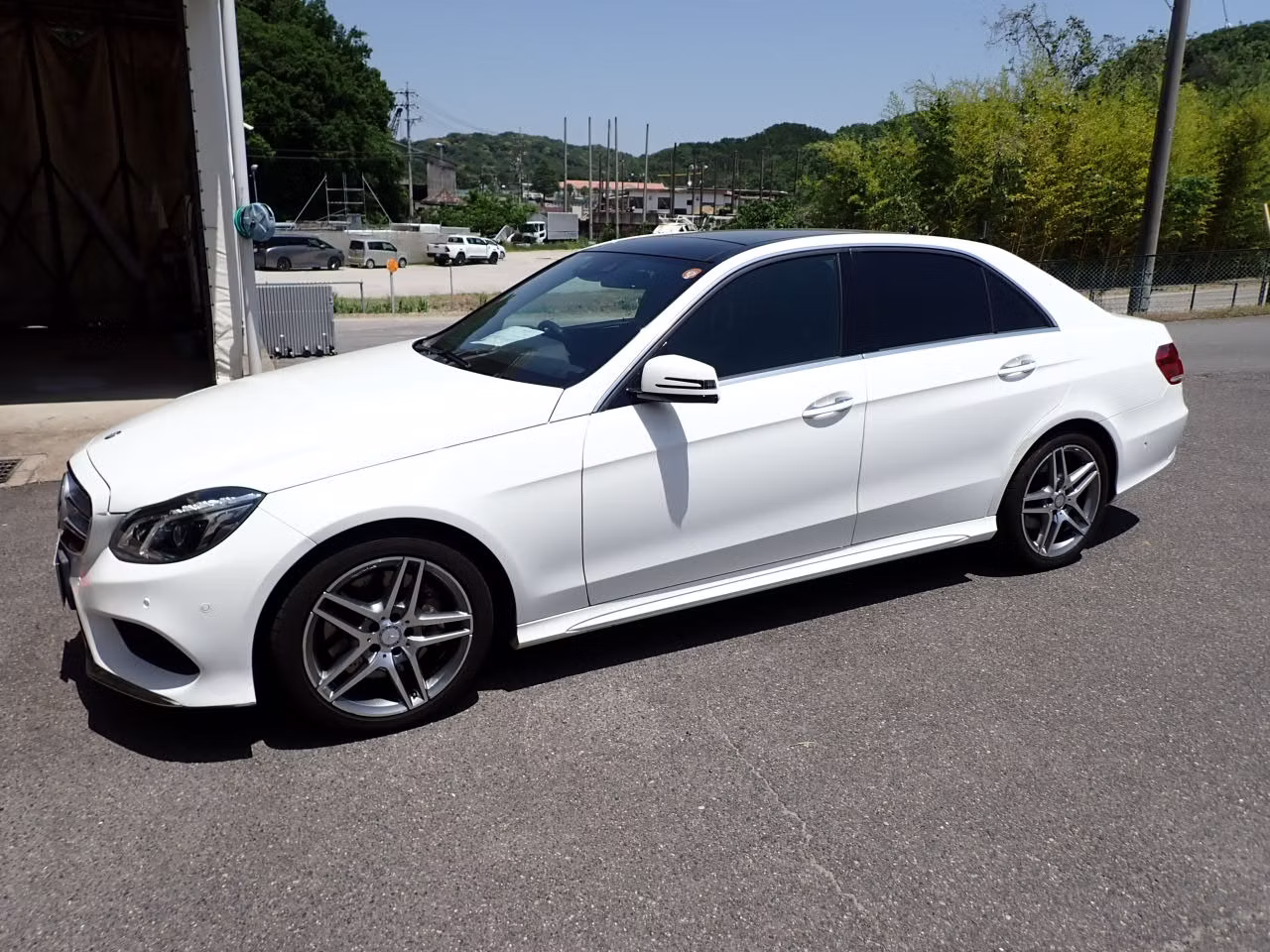MERCEDES-BENZ E-CLASS