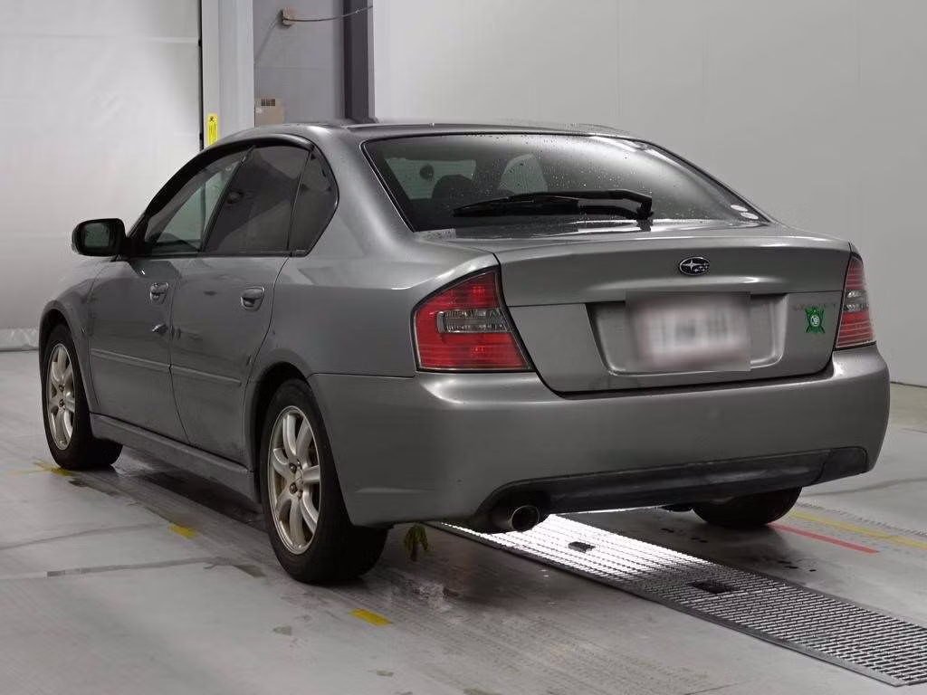 SUBARU LEGACY B4