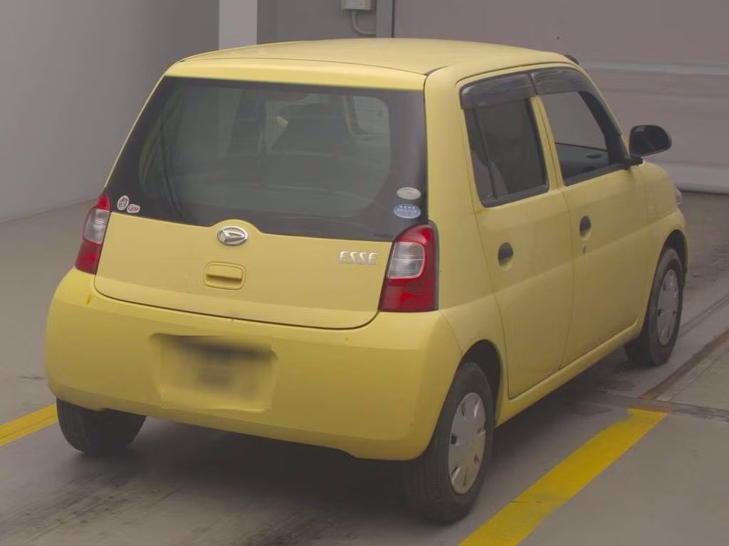 DAIHATSU ESSE