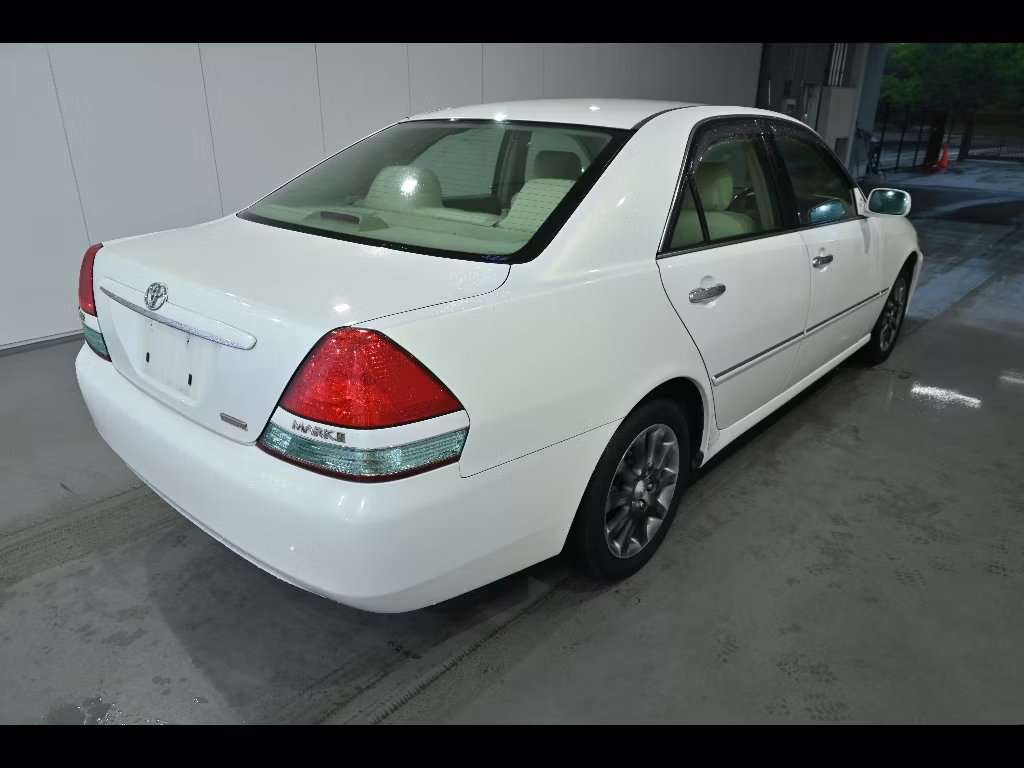 TOYOTA MARK II