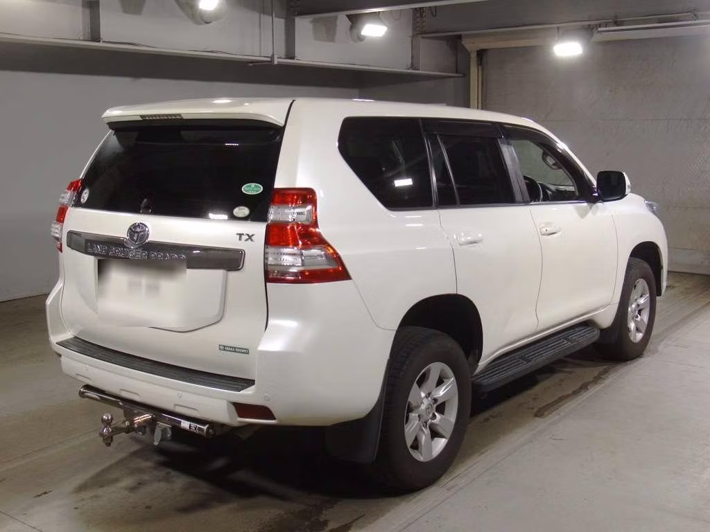 TOYOTA LAND CRUISER PRADO