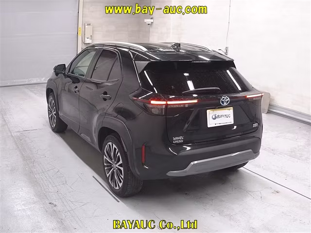 TOYOTA YARIS CROSS