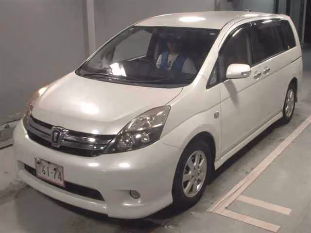 TOYOTA ISIS