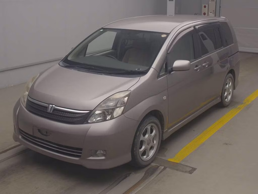 TOYOTA ISIS
