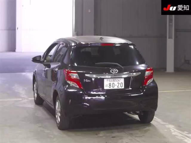 TOYOTA VITZ