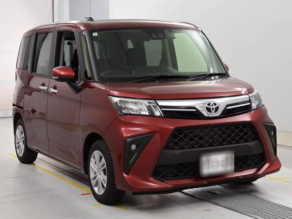 TOYOTA ROOMY