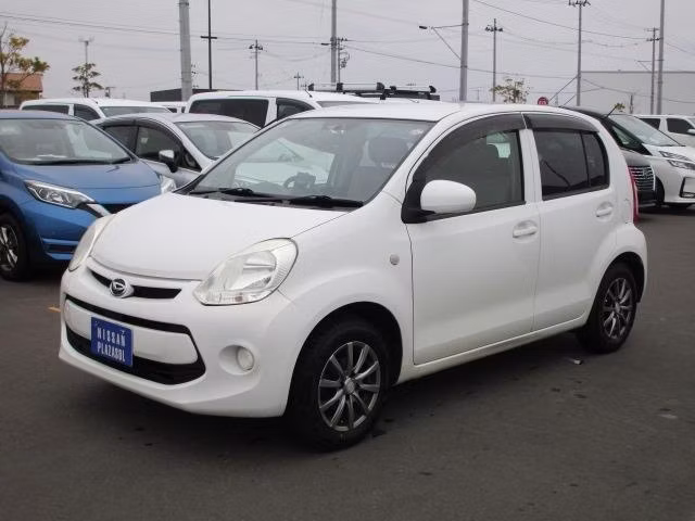 DAIHATSU BOON