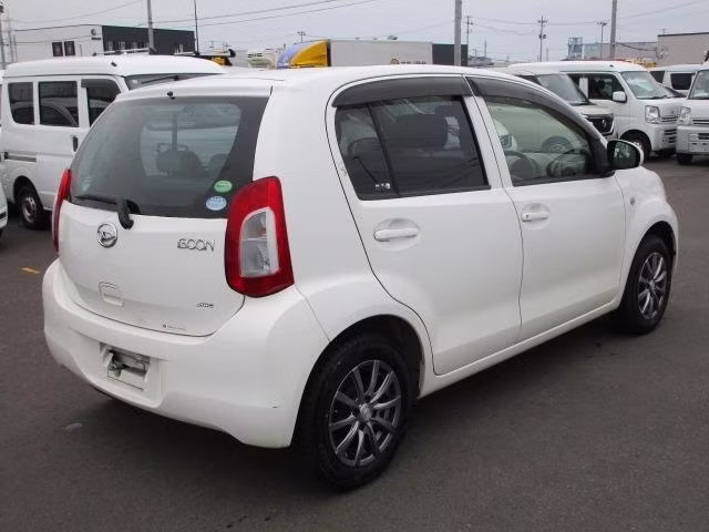 DAIHATSU BOON