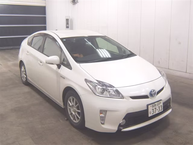 TOYOTA PRIUS
