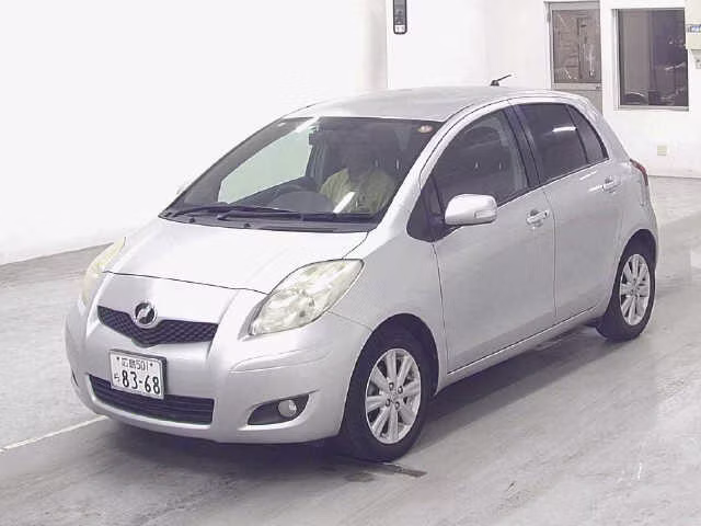 TOYOTA VITZ