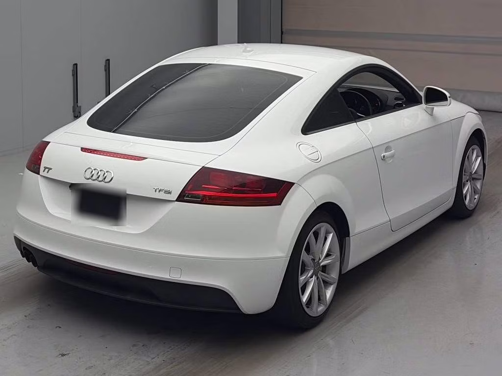 AUDI TT