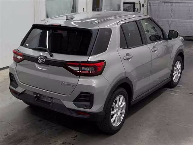 DAIHATSU ROCKY