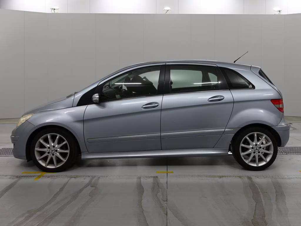 MERCEDES-BENZ B-CLASS
