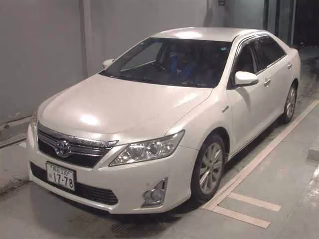 TOYOTA CAMRY