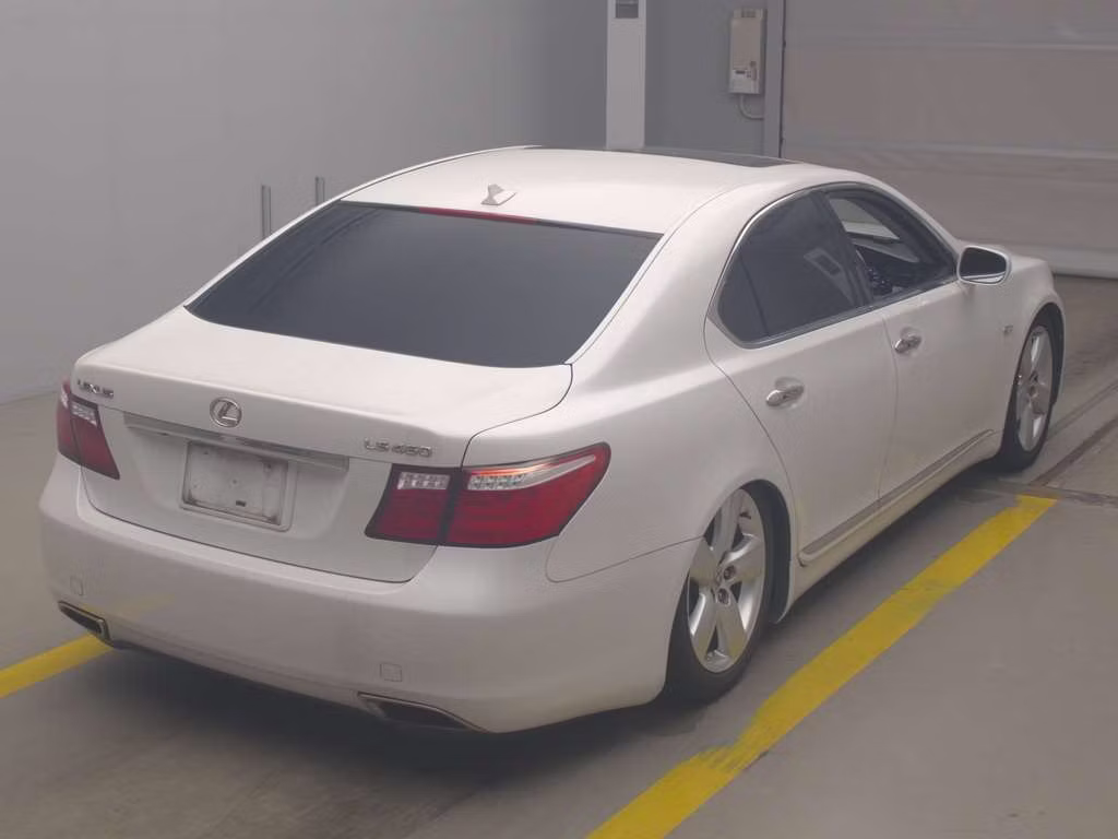 LEXUS LS460