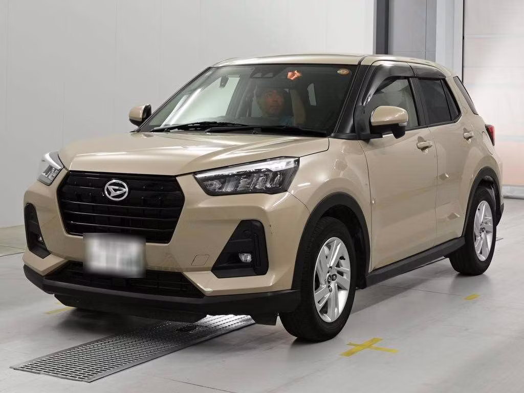 DAIHATSU ROCKY