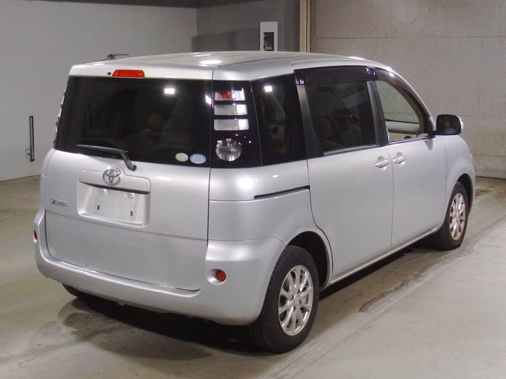 TOYOTA SIENTA