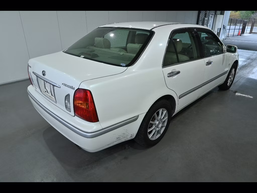 TOYOTA PROGRES