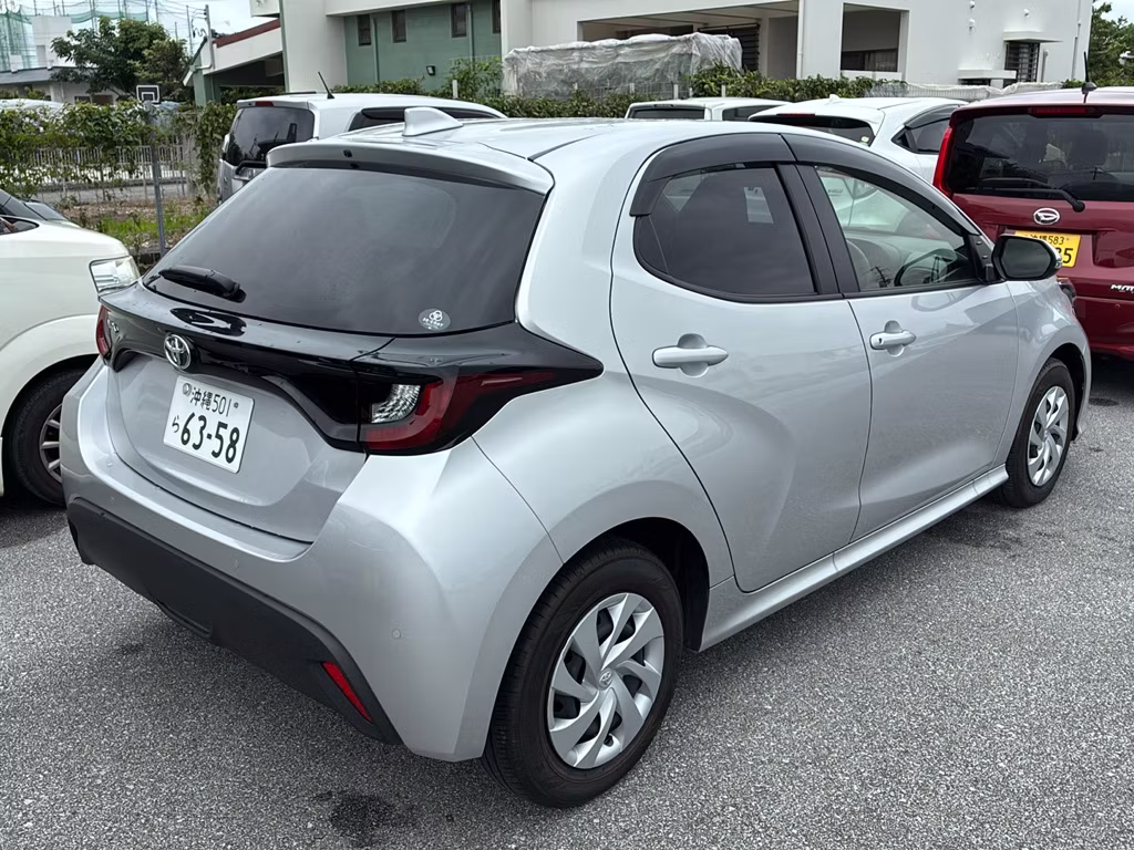 TOYOTA YARIS
