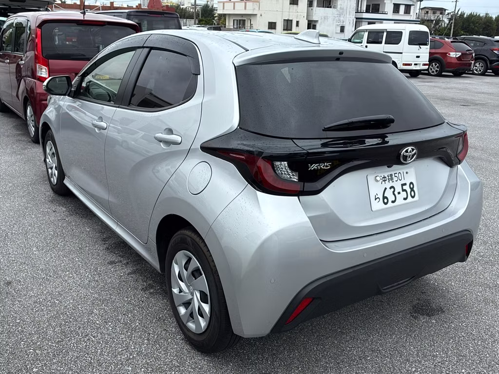 TOYOTA YARIS
