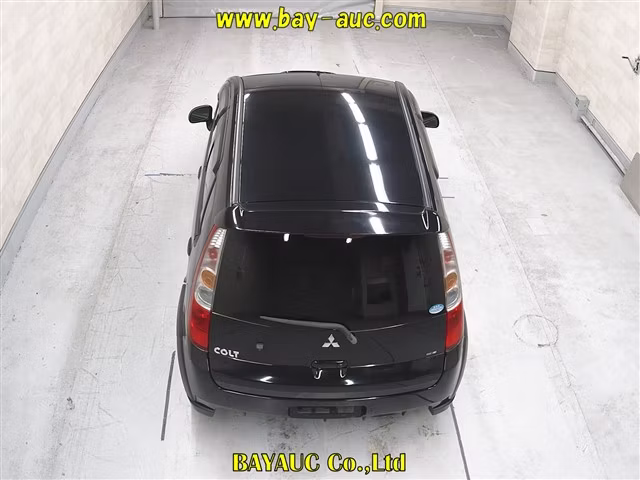 MITSUBISHI COLT