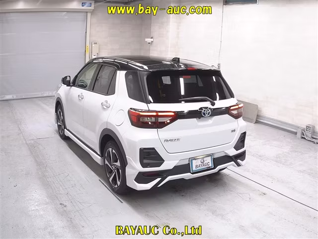 TOYOTA RAIZE