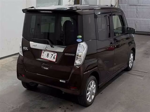 MITSUBISHI EK SPACE