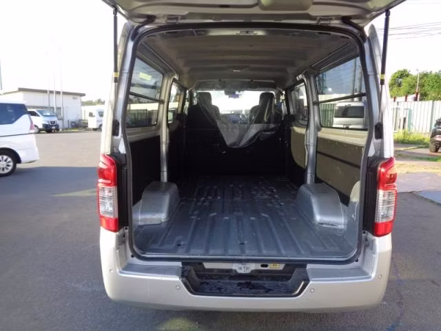 NISSAN CARAVAN