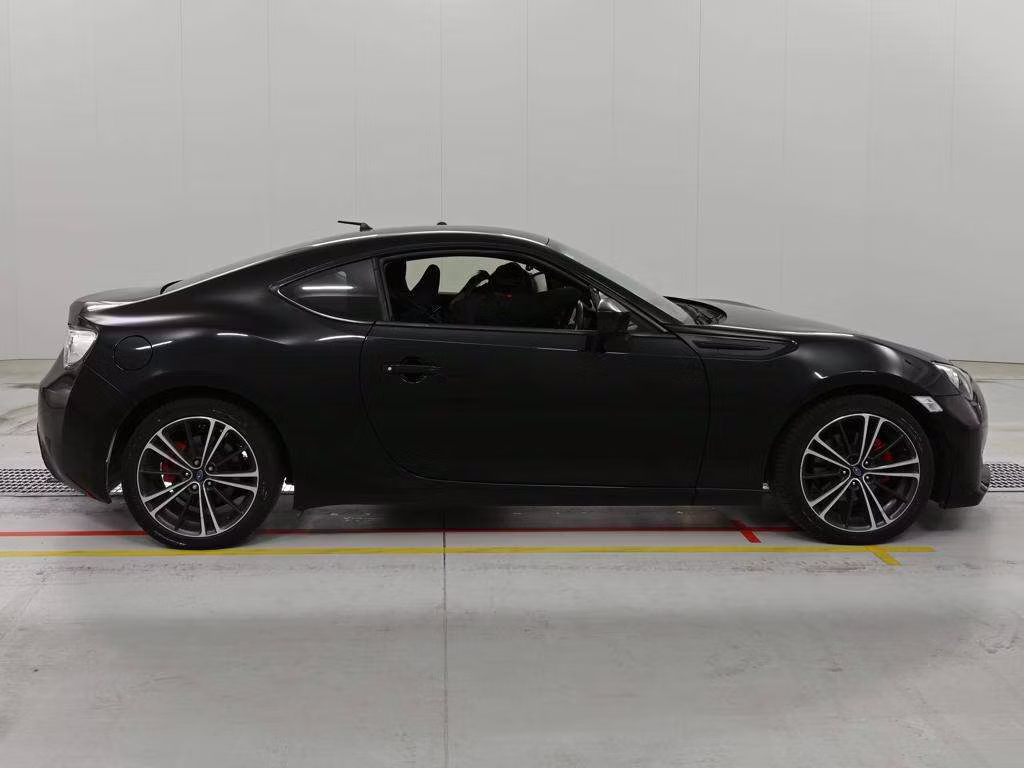 SUBARU BRZ
