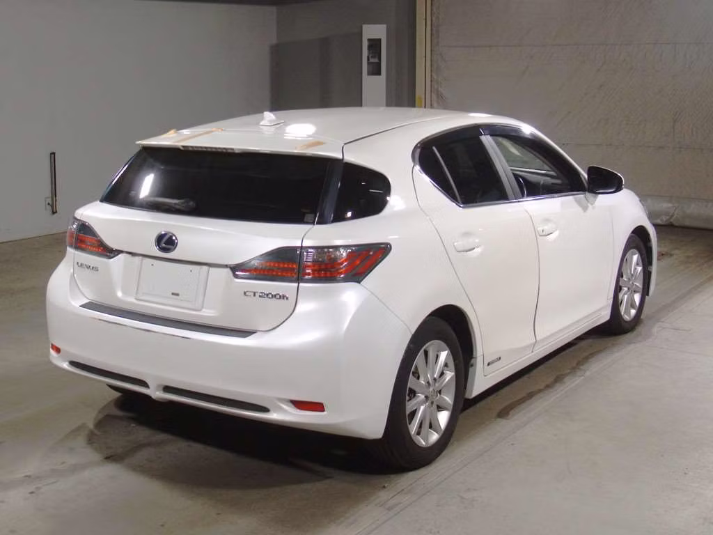 LEXUS CT200H