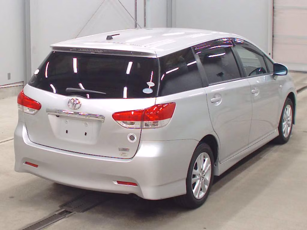 TOYOTA WISH