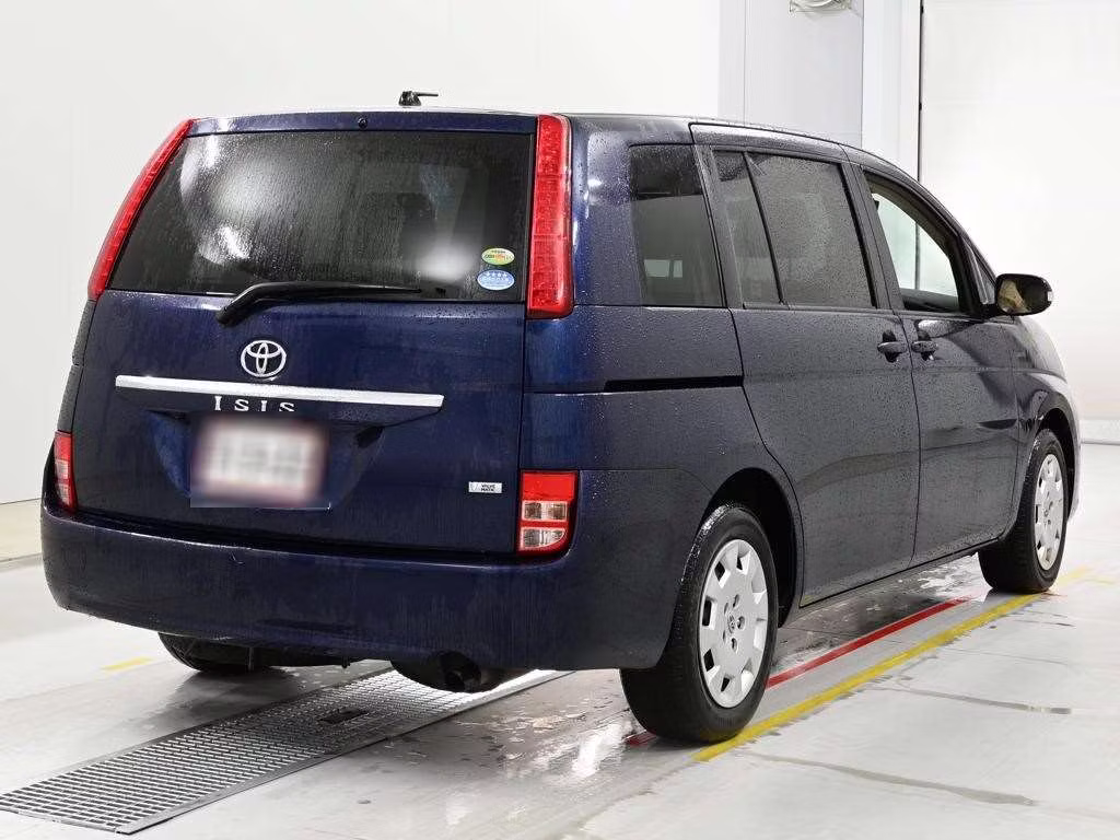 TOYOTA ISIS