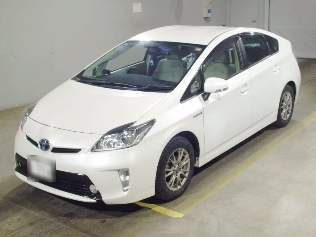 TOYOTA PRIUS