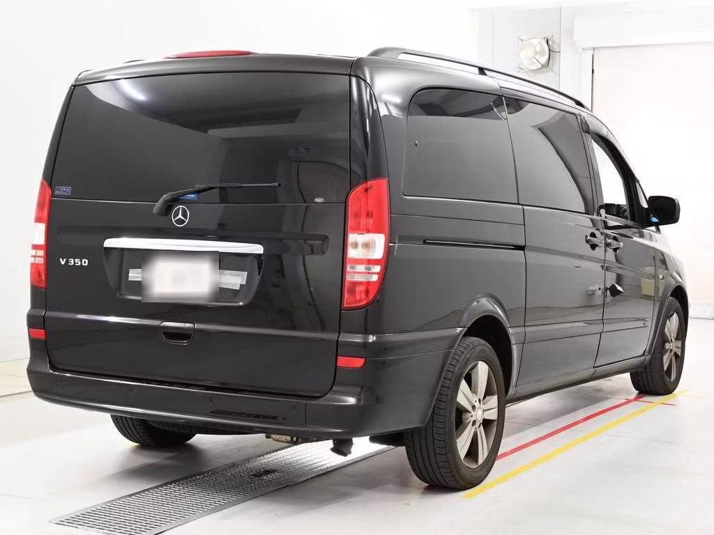MERCEDES-BENZ V-CLASS