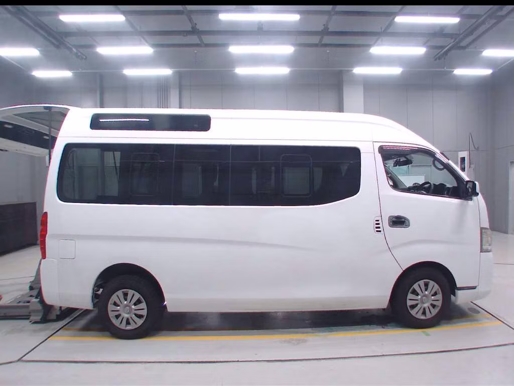 NISSAN NV350 CARAVAN