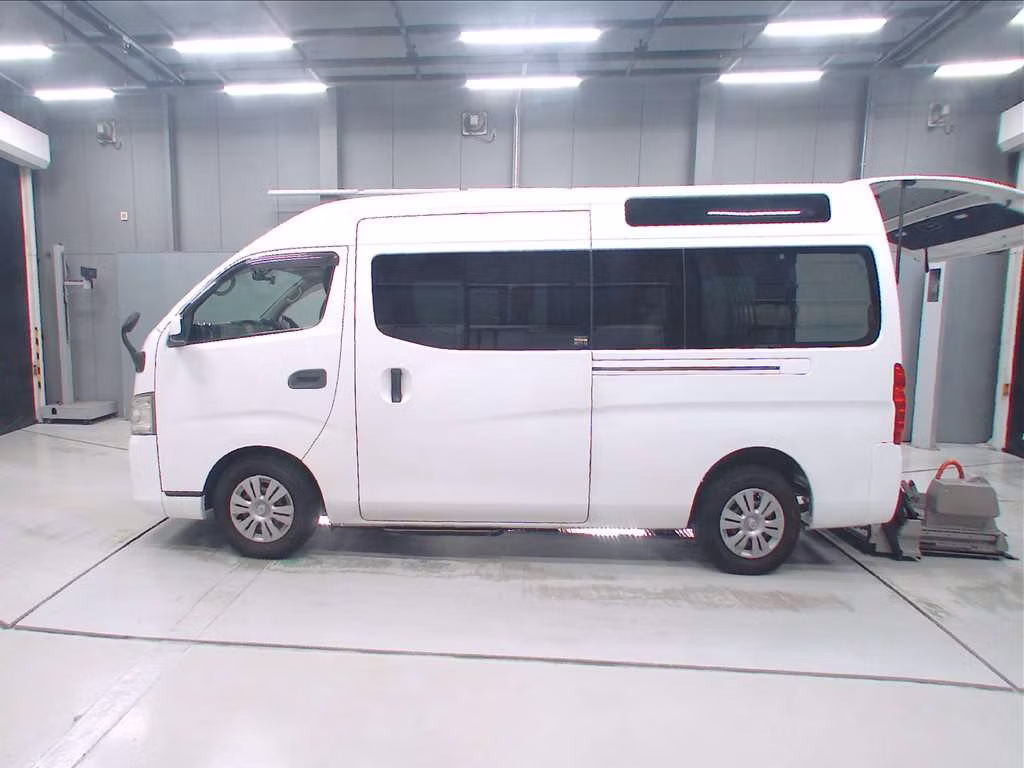 NISSAN NV350 CARAVAN