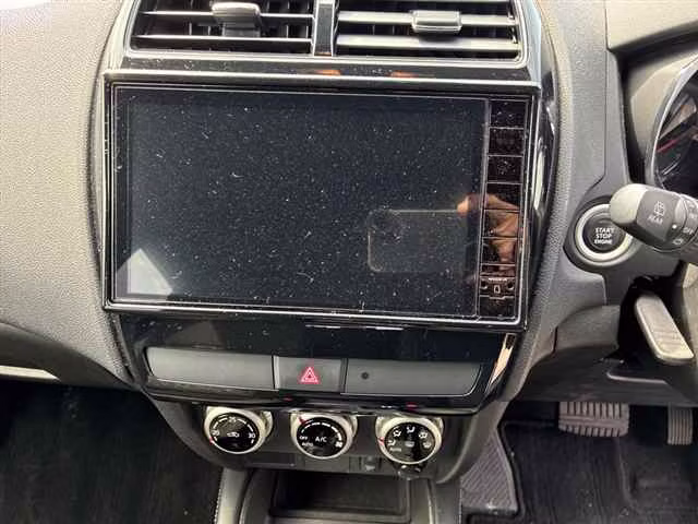 MITSUBISHI RVR
