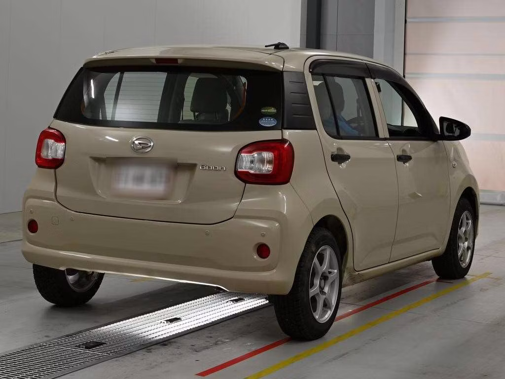DAIHATSU BOON