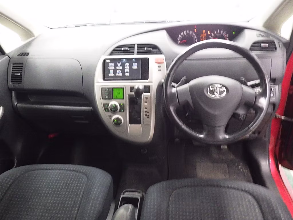 TOYOTA RACTIS