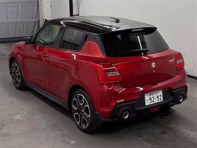 SUZUKI SWIFT